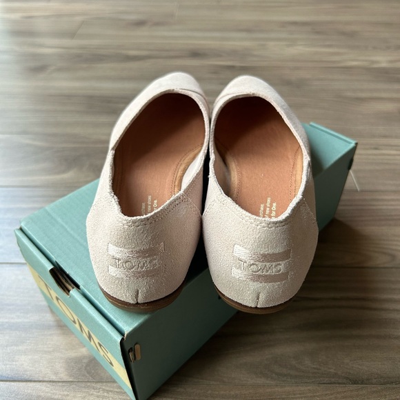 TOMS Jutti Suede Flat - Picture 6 of 9